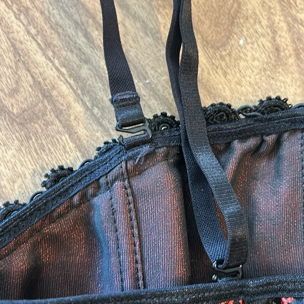 Vintage Y2K Corset Top Black & Red Satin Brocade Lace Trim Boning Hook & Eye 1X - Picture 7 of 14